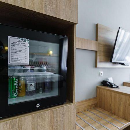 Park Hotel Al Bustan シムケント エクステリア 写真