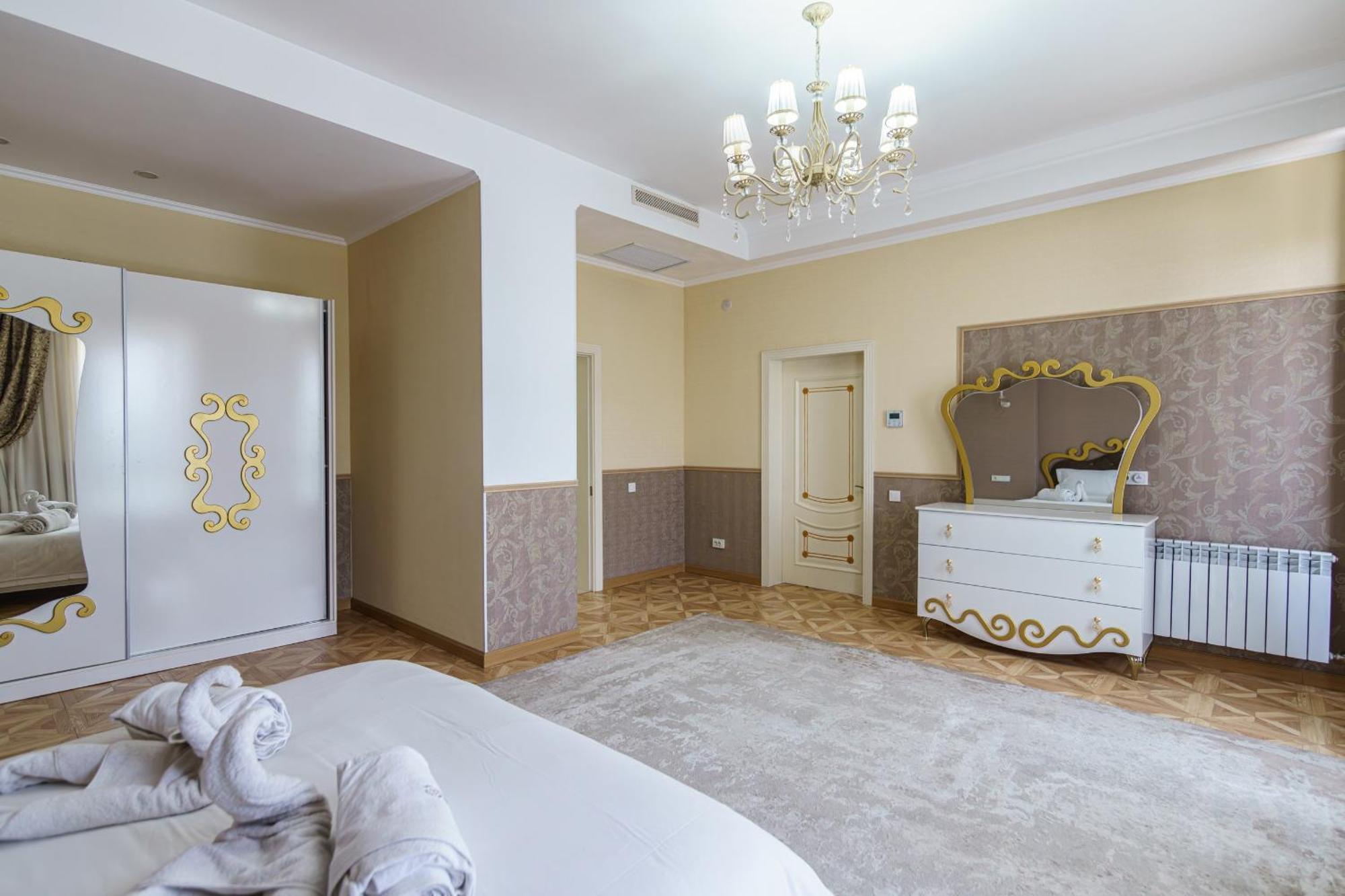 Park Hotel Al Bustan シムケント エクステリア 写真
